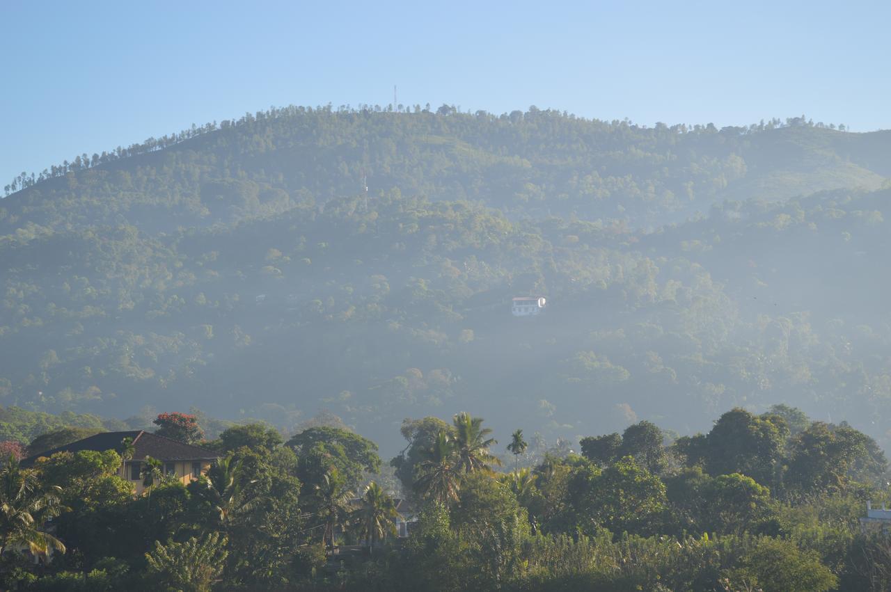 Weligama Holiday Inn Badulla Exteriér fotografie
